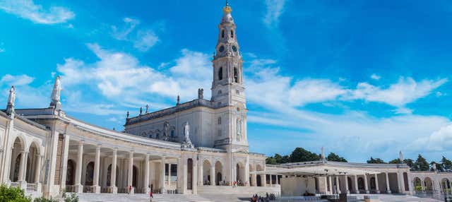 Day trip to Óbidos, Fátima and Nazaré