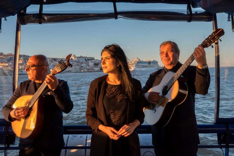 Fado artists onboard