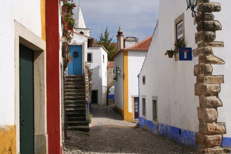 Narrow streets of Óbidos